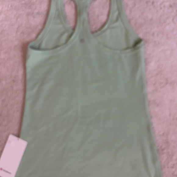 Lululemon Cool Racerback Tank Top *Nulu Creamy Mint Size 8 - Picture 3 of 5